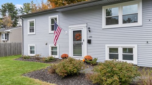 130 Sheryl Dr, Whitinsville, MA, 01588-1224 | Card Image