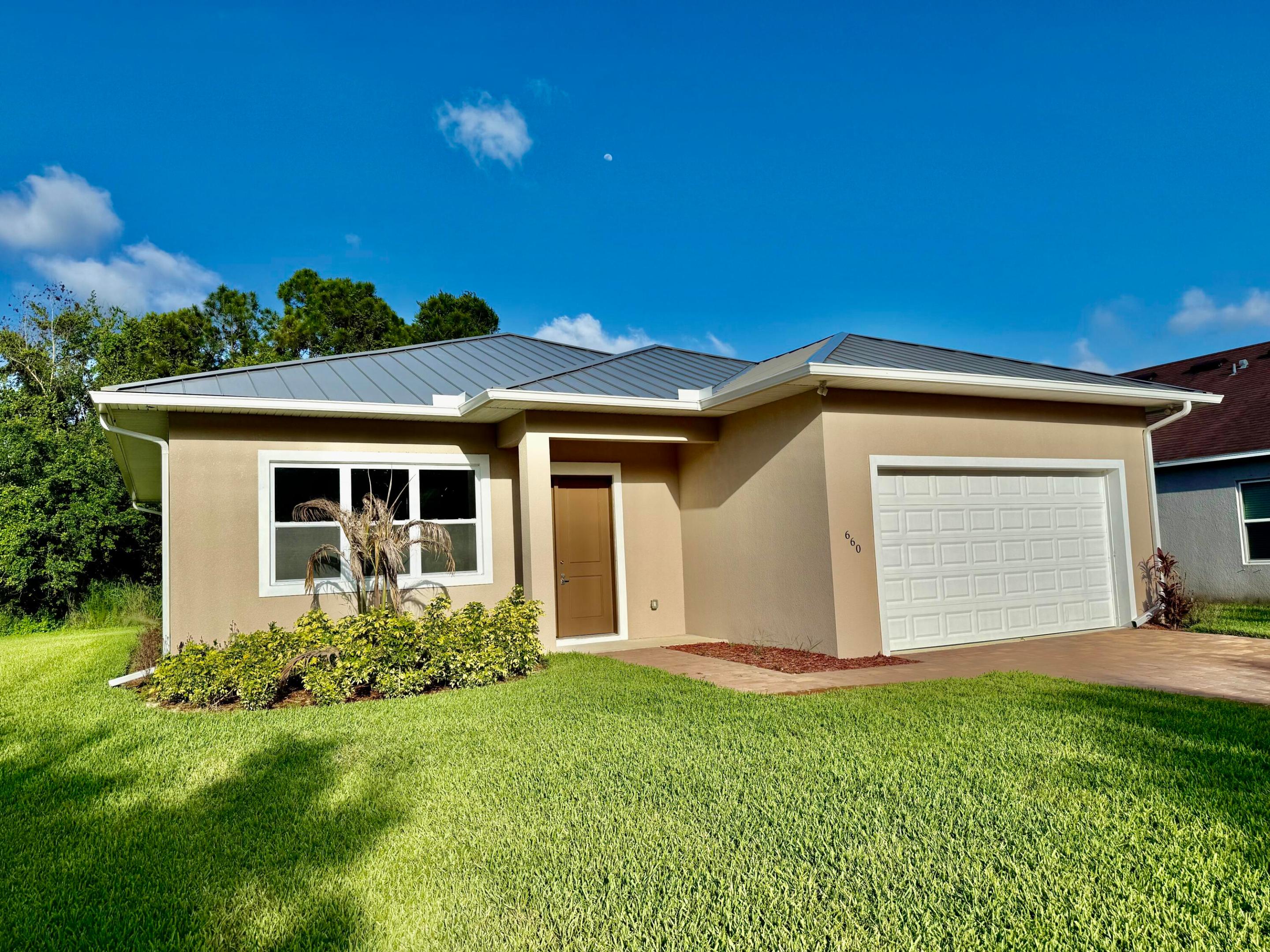 Residential Lease in Port St Lucie 3
