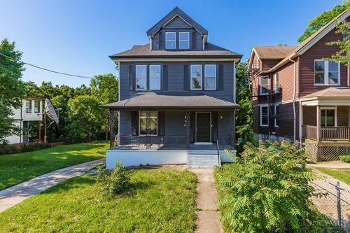 871 Hutchins Ave, Cincinnati, OH, 45229-2721 | Card Image