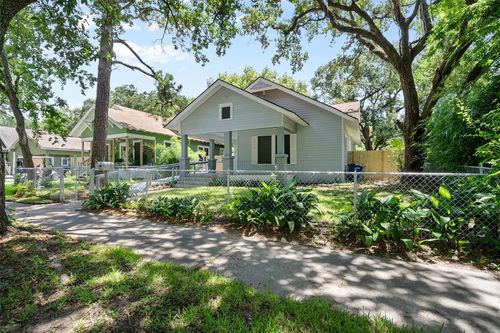317 11th Ave N, Texas City, TX, 77590-6336 | Card Image
