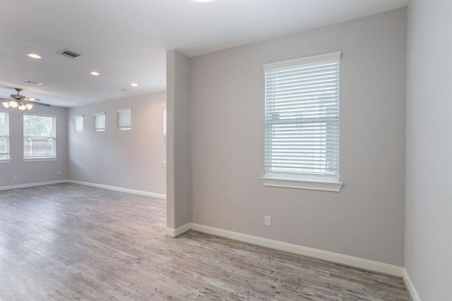 9917 Brickhouse Dr, House other with 3 bedrooms, 3 bathrooms and 2 parking in Houston TX | Image 9