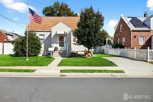 6 Elmwood Ave, Carteret, NJ, 07008-2127 | Card Image