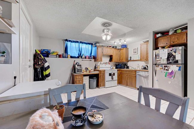 5220 19 Avenue Nw, Home with 4 bedrooms, 2 bathrooms and 5 parking in Calgary AB | Image 21