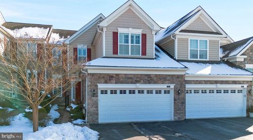 325 Joshua Tree Dr, COLLEGEVILLE, PA, 19426-2922 | Card Image