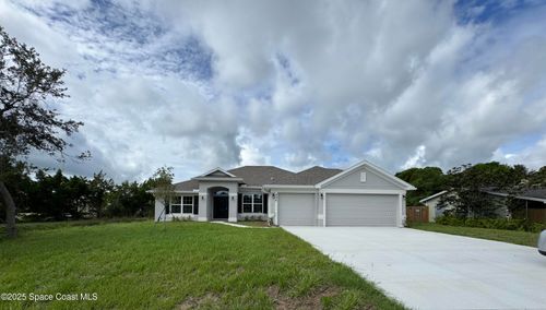 498 Easy St, SEBASTIAN, FL, 32958-8716 | Card Image