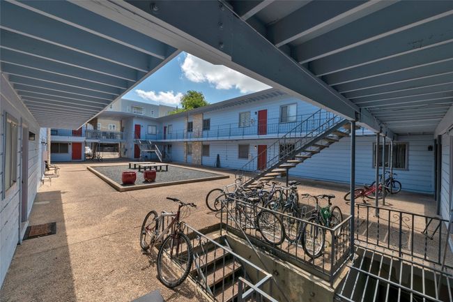 APT-113 - 2408 Longview St, Condo with 2 bedrooms, 1 bathrooms and null parking in Austin TX | Image 23