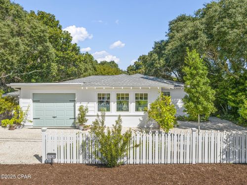 17828 Lynn St, Panama City Beach, FL, 32413-1904 | Card Image