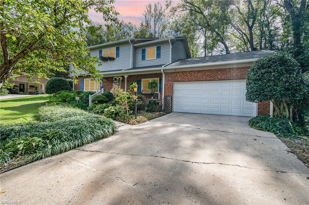 Windsor Cir, Thomasville, NC 27360