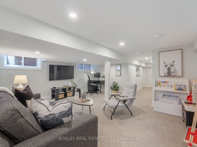 13 Patricia Dr, House other with 3 bedrooms, 4 bathrooms and 2 parking in Toronto ON | Image 30