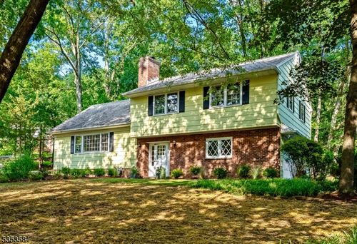 47 Stella Dr, Bridgewater, NJ, 08807-1838 | Card Image