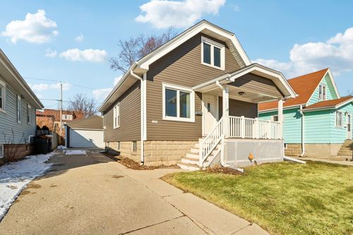 1459 S 95th St, West Allis, WI, 53214-4116 | Card Image