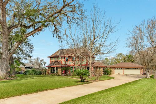 304 Arrowwood St, Lake Jackson, TX, 77566-4344 | Card Image
