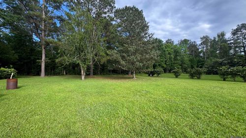 15212 Crystal Dr, Pride, LA, 70770-9615 | Card Image