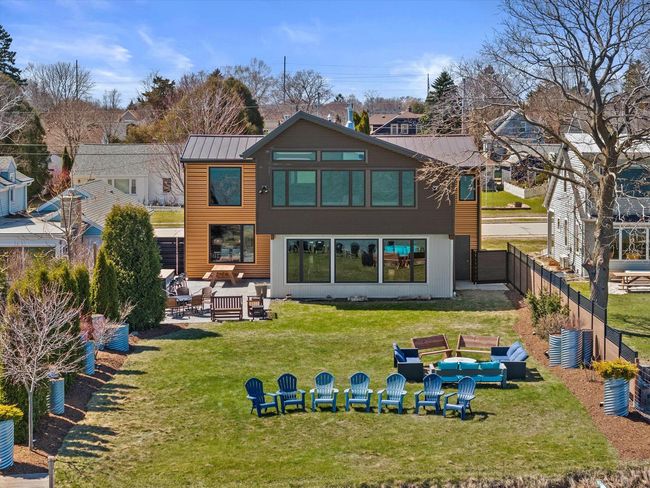 2533 Lakeshore Dr, House other with 5 bedrooms, 3 bathrooms and null parking in Sheboygan WI | Image 65