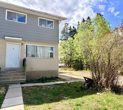 5126 56 St, Rocky Mountain House, AB, T4T1L5 | Card Image