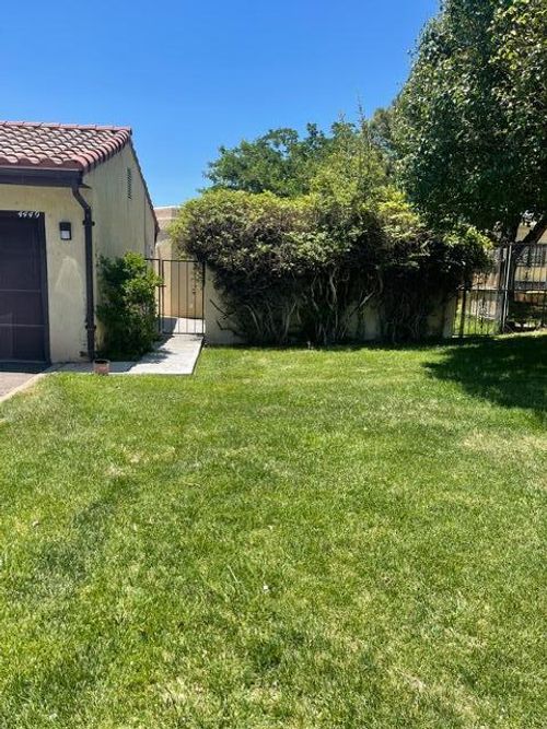 4449 Walden Ln Ne, Albuquerque, NM, 87111-4290 | Card Image