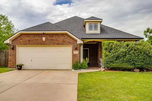 1012 Cutting Horse Dr, Mansfield, TX, 76063-5726 | Card Image