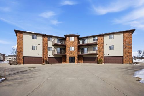 apt-202-2705 35th Ave S, Fargo, ND, 58104-8895 | Card Image