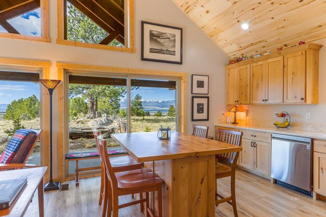 Dining/Kitchen | Image 11