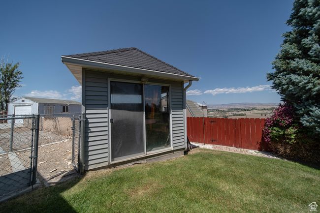 1416 E Valley View Dr, House other with 4 bedrooms, 3 bathrooms and null parking in Wellington UT | Image 45