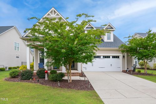 33 Village Walk Dr, Chapel Hill, NC, 27517-6924 | Card Image
