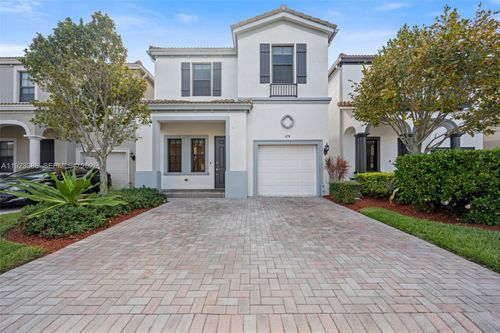 674 Ne 191st Ter, Miami, FL, 33179-3972 | Card Image