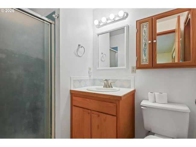 2335 5 Th St, House other with 3 bedrooms, 2 bathrooms and 2 parking in Columbia City OR | Image 21