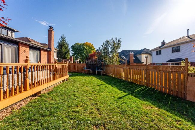 890 Royal Orchard Dr, House other with 4 bedrooms, 4 bathrooms and 4 parking in Oshawa ON | Image 41