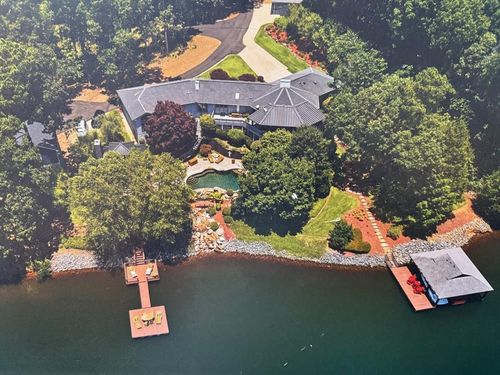 5 Odom Dr, Hamilton, GA, 31811-3925 | Card Image