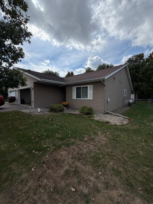 705 Maple Ave, Park Rapids, MN, 56470-1753 | Card Image