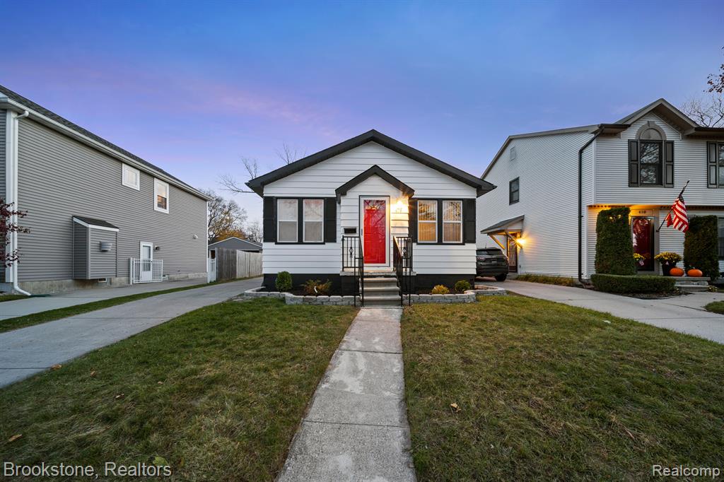 Marlin Ave, Royal Oak, MI 48067