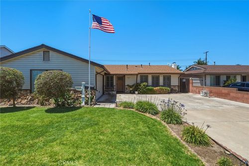 16301 Golden Gate Ln, Huntington Beach, CA, 92649-2628 | Card Image