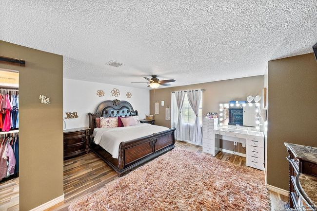 1506 D St, House other with 4 bedrooms, 3 bathrooms and null parking in Floresville TX | Image 23