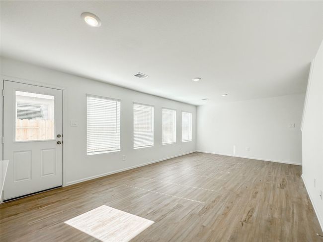 1561 San Sebastien Dr, House other with 4 bedrooms, 3 bathrooms and 2 parking in Conroe TX | Image 7