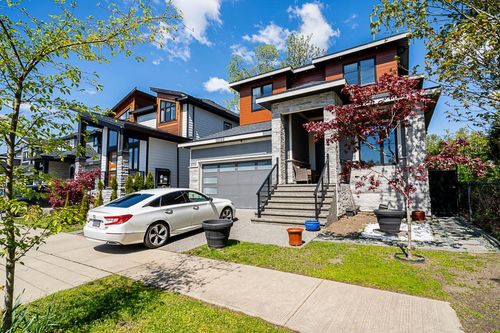 15699 77b Ave, Surrey, BC, V3S3P9 | Card Image