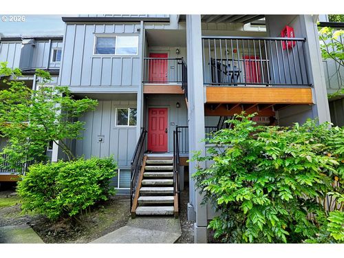 138-4 Touchstone, Lake Oswego, OR, 97035-1914 | Card Image