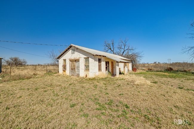 17342 Fm 1929 W, House other with 3 bedrooms, 2 bathrooms and 1 parking in Miles TX | Image 24