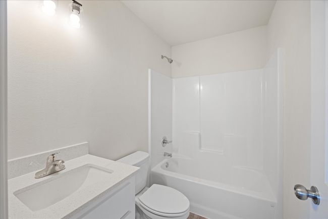 645 N Mccart St, Condo with 16 bedrooms, 16 bathrooms and 16 parking in Stephenville TX | Image 22