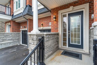 104 Borers Creek Cir, Home with 3 bedrooms, 3 bathrooms and 2 parking in Waterdown ON | Image 3