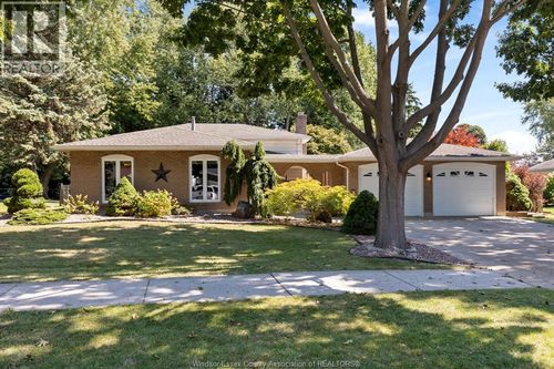 1336 Briarwood Cres, Kingsville, ON, N9Y2S2 | Card Image