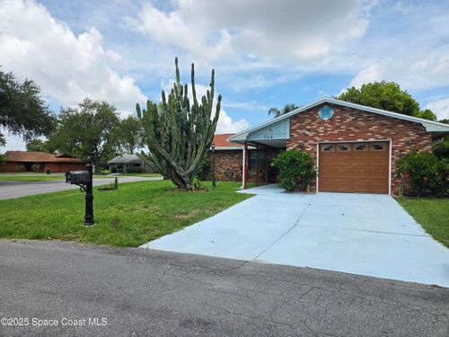 744 John Carroll Ln, West Melbourne, FL, 32904-7506 | Card Image