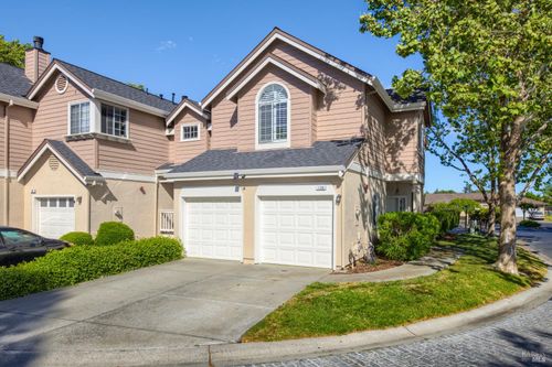 130 Manchester Drive, Fairfield, CA, 94533 | Card Image