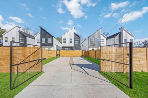 b-1466 Ferguson Way, Houston, TX, 77088-4824 | Card Image
