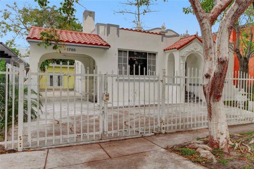 1785 Sw 10th St, MIAMI, FL, 33135-5103 | Card Image