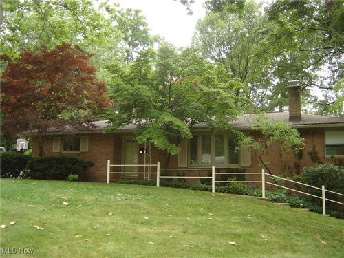 1275 Janet Ave Nw, North Canton, OH, 44720-1838 | Card Image