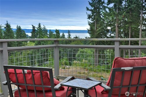 3673 Kingston Ct, Clinton, WA, 98236-9224 | Card Image