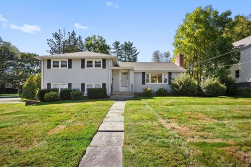 53 Whitehill Dr, West Hartford, CT, 06117-2053 | Card Image