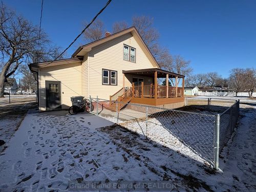 1110 West St, Wood River, NE, 68883-3104 | Card Image