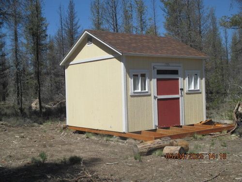 3-and-4-0 Munson Dr, Chiloquin, OR, 97624 | Card Image