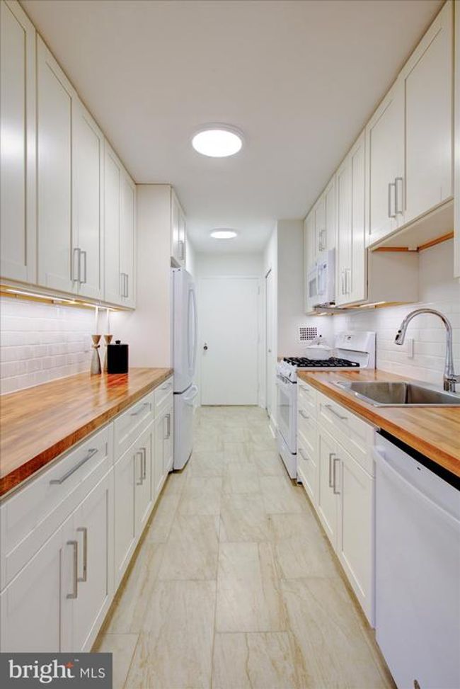 APT-213 - 3001 Veazey Ter Nw, Condo with 1 bedrooms, 1 bathrooms and null parking in WASHINGTON DC | Image 12